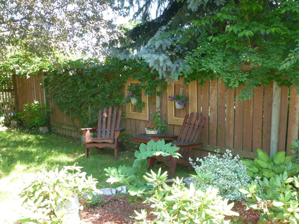 Globetrotters B&B Niagara-on-the-Lake Exteriör bild